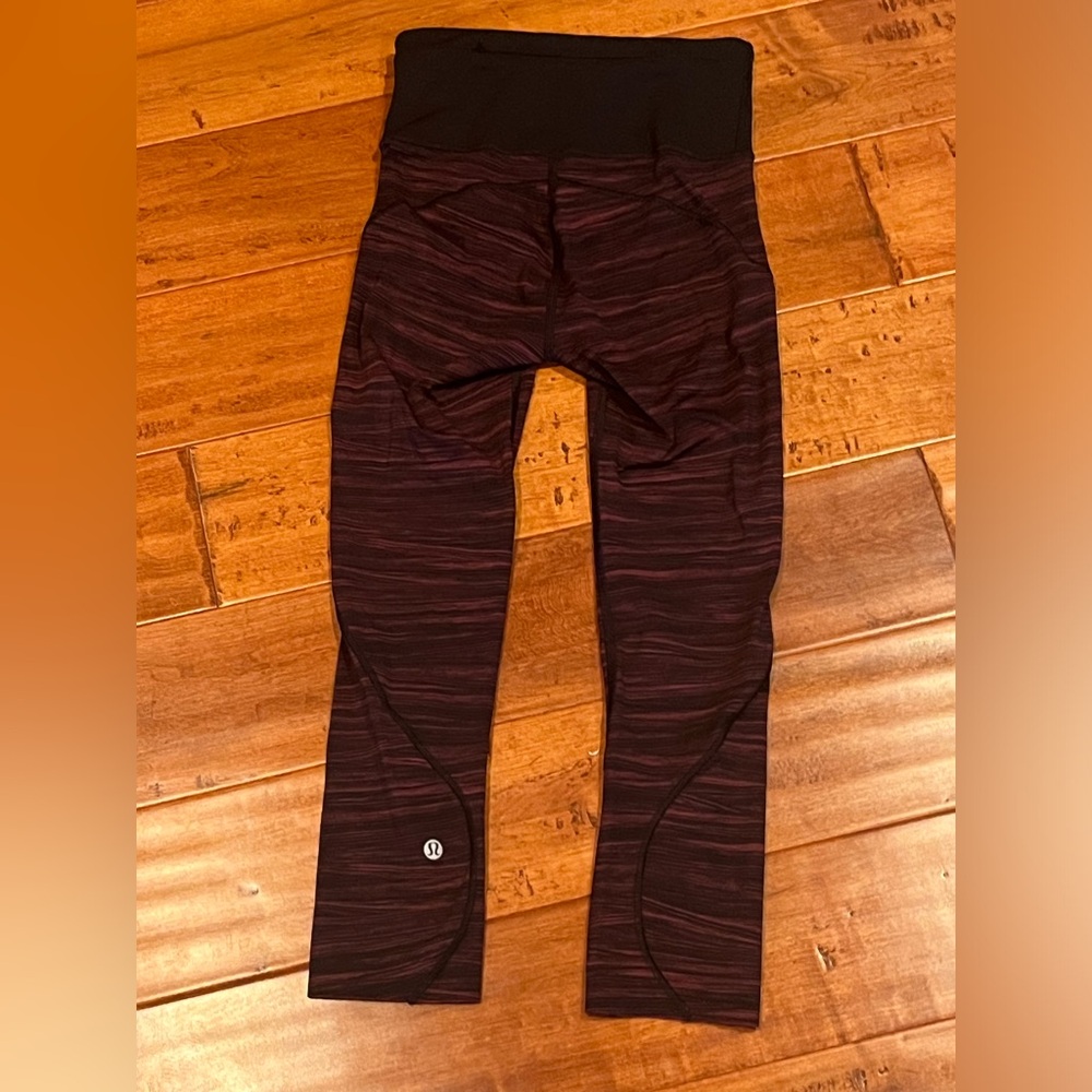 Lululemon Run The Day Crop Size 2 - Picture 9 of 11